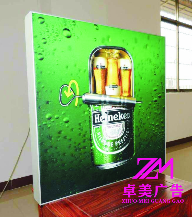 郑州户外防雨测开启拉布灯箱